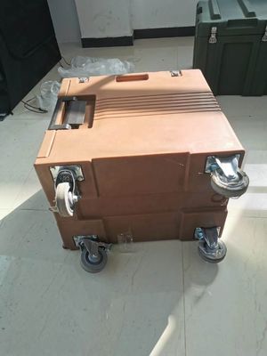 65cm x 45cm x 63,5cm Außengröße Isolierte Lebensmittelbox 90L Volumen zum Wärmen von Lebensmitteln