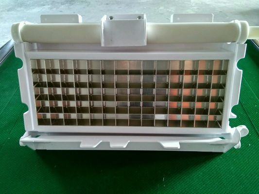 700 kg Eisspeicherkapazität 0,8 kW Eisverdampfer Würfelform für Eiswürfelmaschine 30*30*22