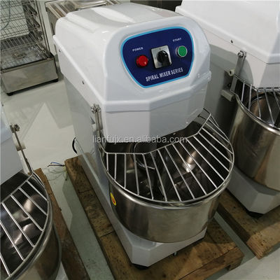 Hotel-Restaurant Backgeräte Spiral-Teigmischer mit 101-200 R/m Mischgeschwindigkeit