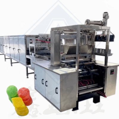 200-300 kg/h Kapazität Vitamine Gummy Candy Machinery für Lollipop Produktionslinie