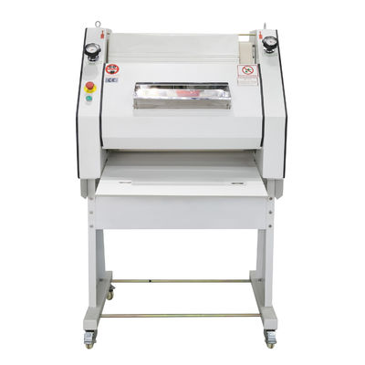 Vielseitiger Teigmischer für die Bäckerei 2000*1800*2200mm Größe und 220V/380V Spannung