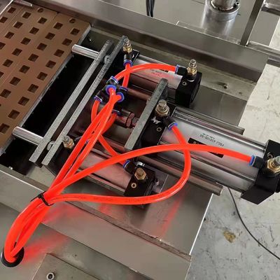 Multifunktionale Süßigkeitenziehmaschine Die perfekte Passform für die Produktion neuer Produkte
