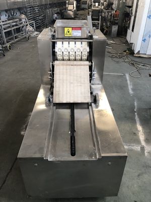 Industrielle Bäckerei 2kw Halbautomatische Keksmaschine für Nüsse Rohstoff