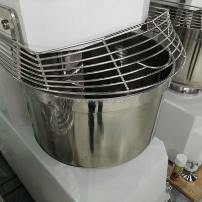 Professionelle Spiralmischer für die maßgeschneiderte Mehlmischung in der kommerziellen Bröteteigproduktion