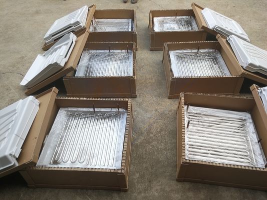 Lange Lebensdauer Industrieller kommerzieller automatischer Eiswürfelmacher 19x18 Eisverdampfer