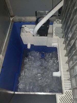 Kompakter 1 kg schwerer Verdampfer für Zuhause 5x10 Eisblockmacher Würfel Eiswasserkühler