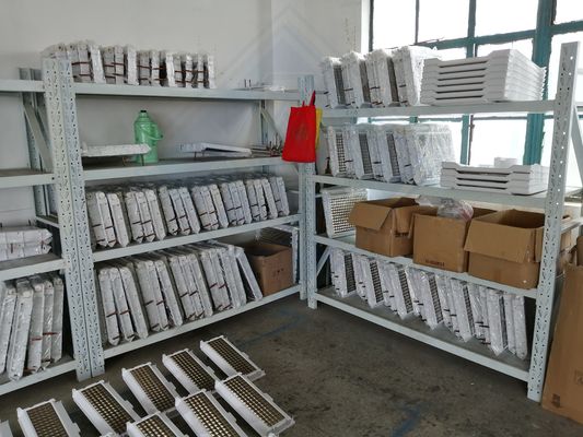 Gewerbliche industrielle Kühlsysteme Luft-Wasser-Kühlung Kondensator Würfel Eismaschine