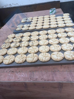 Vollautomatische 2kw Industrielle Eiscreme Kekse Schokoladen Sandwich Kekse Machmaschine