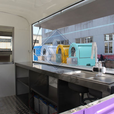 Beweglicher Elektro-Lebensmittelwagen Pasta Sandwich Hamburger 60V Spannung geschlossener Körpertyp