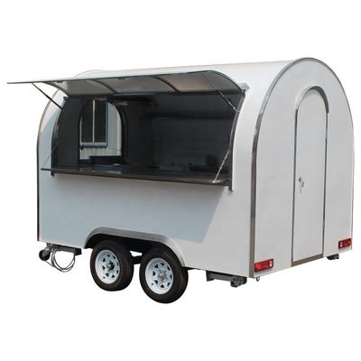 Snack Food Maker Motorisierter Lebensmittelwagen 1500kg Schleppwagen mit Tornado Kartoffel und Getränke