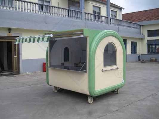 Outdoor mobile Lebensmittelfahrzeuge Funktion Verkauf von Snackmaschinen Funktion Lieferung von Lebensmitteln