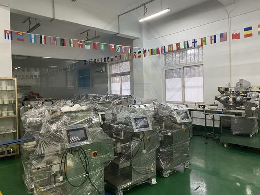 JY-868 1.9KW automatische Kubba-Datum-Bar-Doppelfarben-Keksfüllmaschine