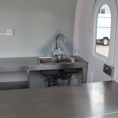 Industrieller runder/quadratischer Nahrungsmittellastwagen mit Ein-/Doppelachsen und individueller Bauweise