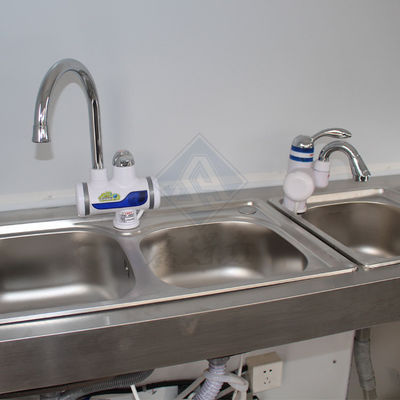 Individuell angefertigte industrielle Rundmodell-Quadratische mobile Nahrungsmittellastwagen 2,8 M Ein-/Doppelachsen