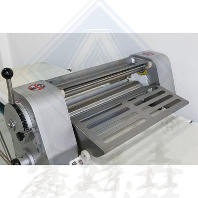 240 kg Ausgabe Industriebrot-Bäckerei-Ausrüstung Tischboden Teigplatte für Baguette