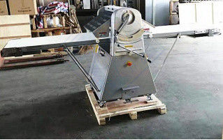 Türkisches Baklava-Teigplatten Automatische Plattenmaschine für Brotteig
