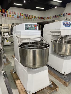 75L Ausgang Teigmischer für Brot und Pizza 25kg Kapazität Spiralmischmaschine