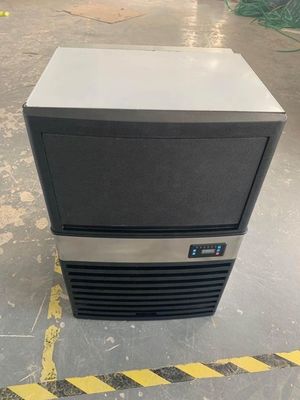 500 kg Eisspeicherkapazität Industrielle automatische Eiswürfelmacher für den Energiebergbau