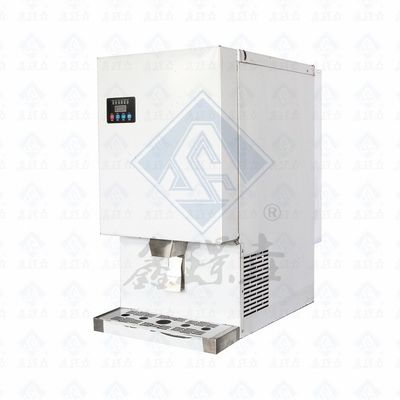 Produzieren Sie 22*22*22mm Würfel Eis mit unserer kommerziellen Eismaschine 430x520x800 Größe