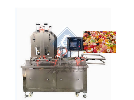50 kg/h Schokoladentoffee Lollipop Gummy Bear Machinery für die Süßwarenproduktion