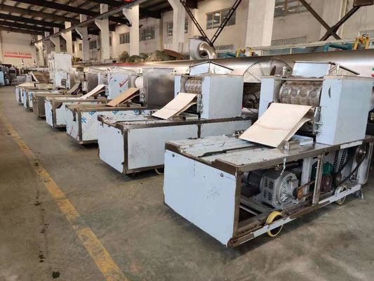 220V/380V Spannung Kommerzielle Keksehersteller mit anpassbarem Design 2350*1150*1350mm