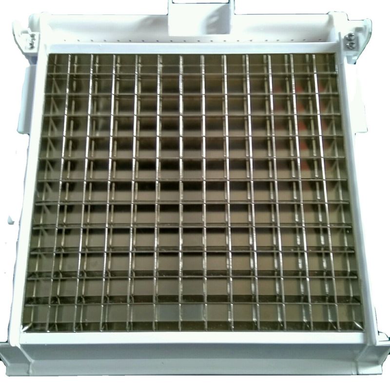 Individuell angepasste Haus-Eiswürfel-Maschine mit 7x18-Gitter Quantitäts-Eisverdampfer Leistung