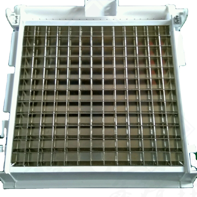 Eisverdampfer Würfelform 60kg 24h Hohe Produktivität Eis Größe 29mm*29mm*22mm